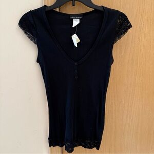 NWT Y2K Urban Behavior Black V-Neck Blouse Top Size L Rayon Cap Sleeve